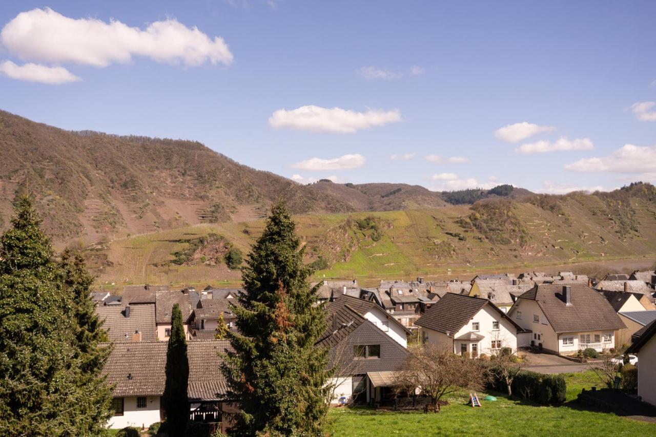Ferienhaus Scheid เบรมม์ ภายนอก รูปภาพ